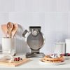Wafflera-Vertical-WAFV100C-Cuisinart