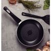 Sarten_con_Espatula_Paris_en_Aluminio_con_Antiadherente_Negro_18cm_Tramontina_125479022