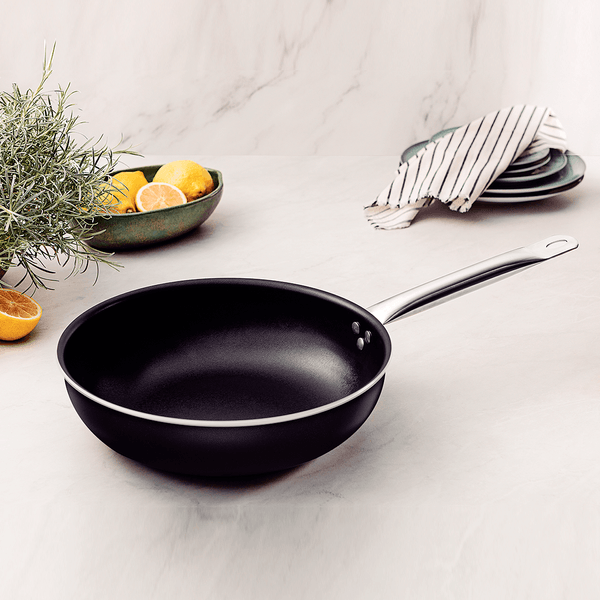 Sarten-Piemonte-en-Aluminio-Negro-con-Antiadherente-28cm-Tramontina